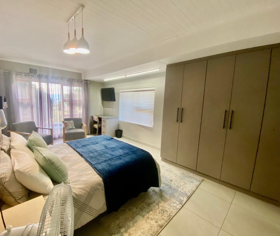 4 Bedroom Property for Sale in Linkside Western Cape